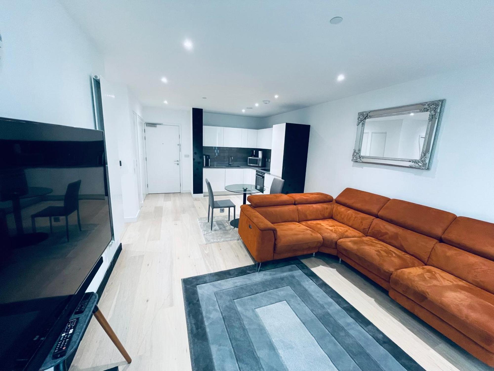 Ds Rentals - Entire 1 Bedroom Apartment London Eksteriør billede