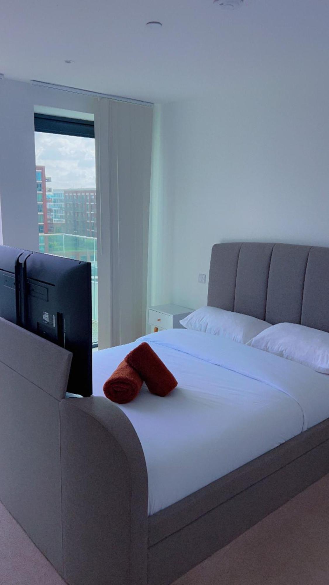 Ds Rentals - Entire 1 Bedroom Apartment London Eksteriør billede